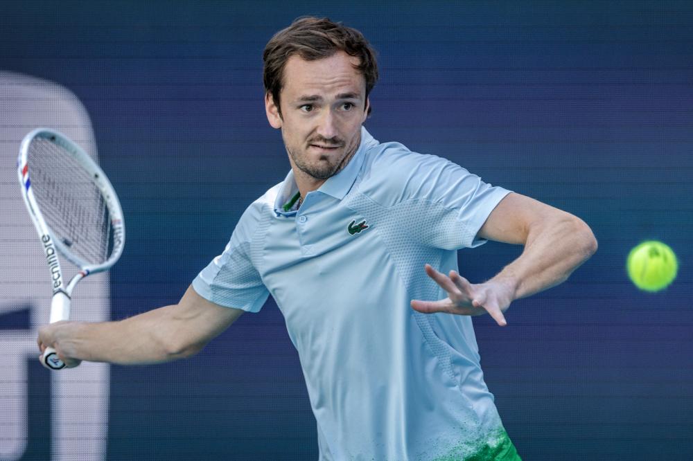 记者：罗马联系法比奥-席尔瓦团队，但若吉拉西离队他将留下